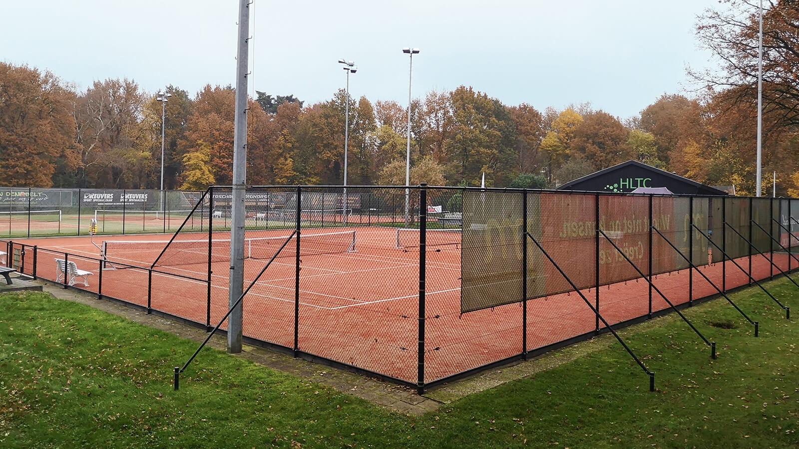 Tennisplatz-HLTC-ABC-hekwerk